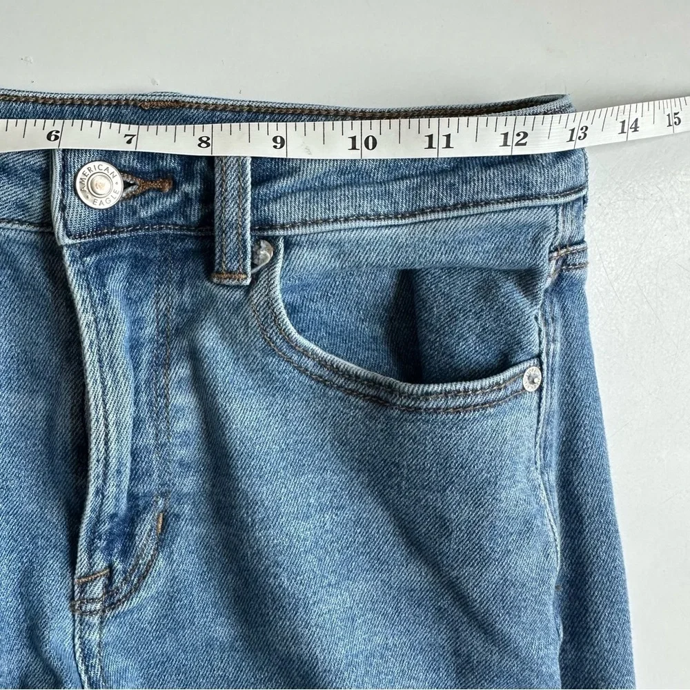 American Eagle Stretch Mom Jean Denim Size 4 Casual Straight Leg High Rise